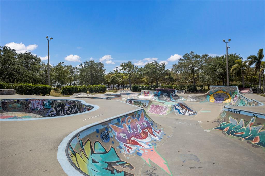 Sarasota, Florida, 34237, United States, 3 Bedrooms Bedrooms, ,4 BathroomsBathrooms,Residential,For Sale,1989213