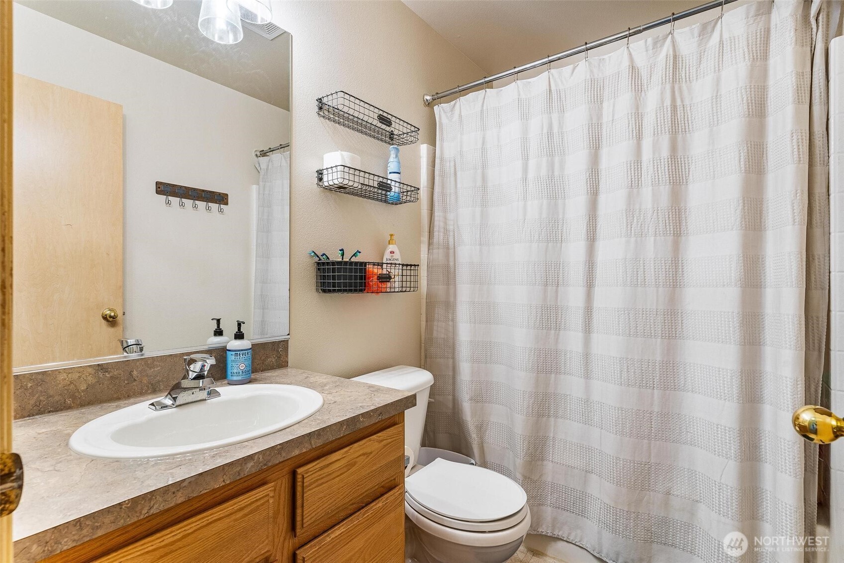 Sedro Woolley, Washington, 98284, United States, 3 Bedrooms Bedrooms, ,1 BathroomBathrooms,Residential,For Sale,1898122