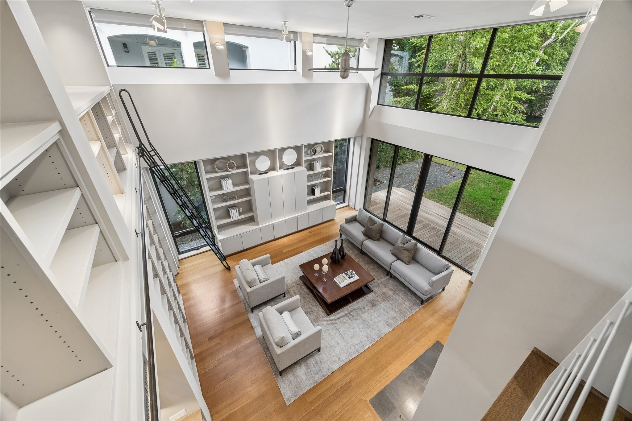  3635 Overbrook Lane - 物件實景