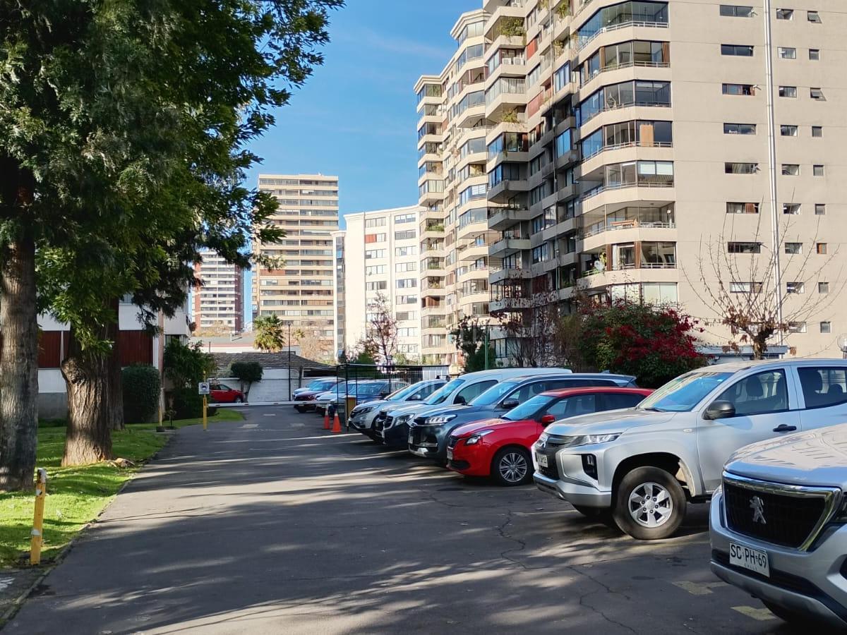 Las Condes, Chile, 3 Bedrooms Bedrooms, ,2 BathroomsBathrooms,Residential,For Sale,1874391