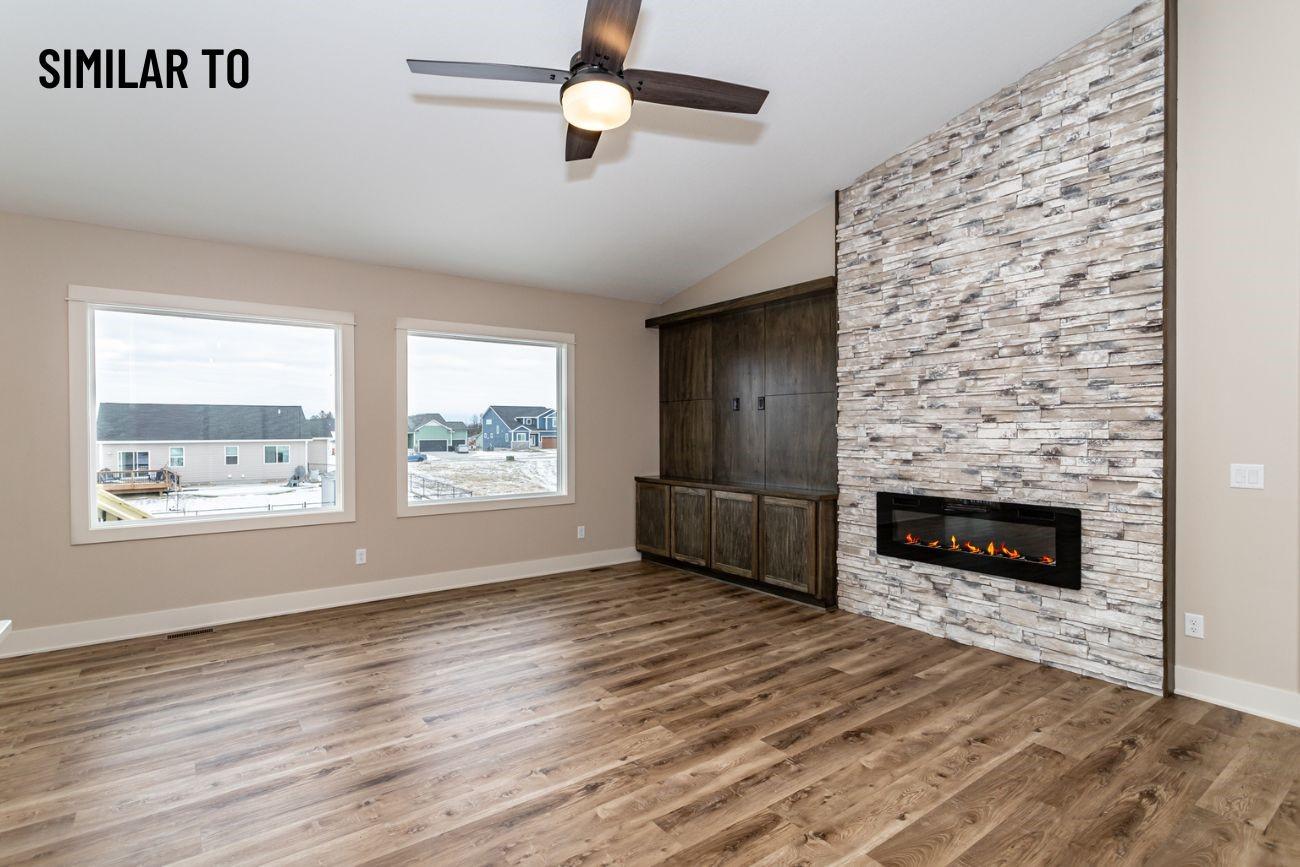 Huxley, Iowa, 50124, United States, 5 Bedrooms Bedrooms, ,3 BathroomsBathrooms,Residential,For Sale,1980650