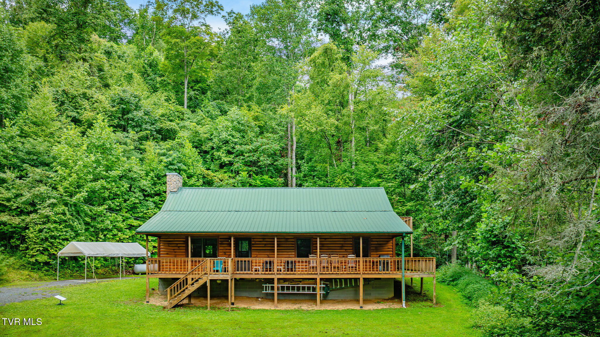 Butler, Tennessee, 37640, United States, 2 Bedrooms Bedrooms, ,3 BathroomsBathrooms,Residential,For Sale,1914007