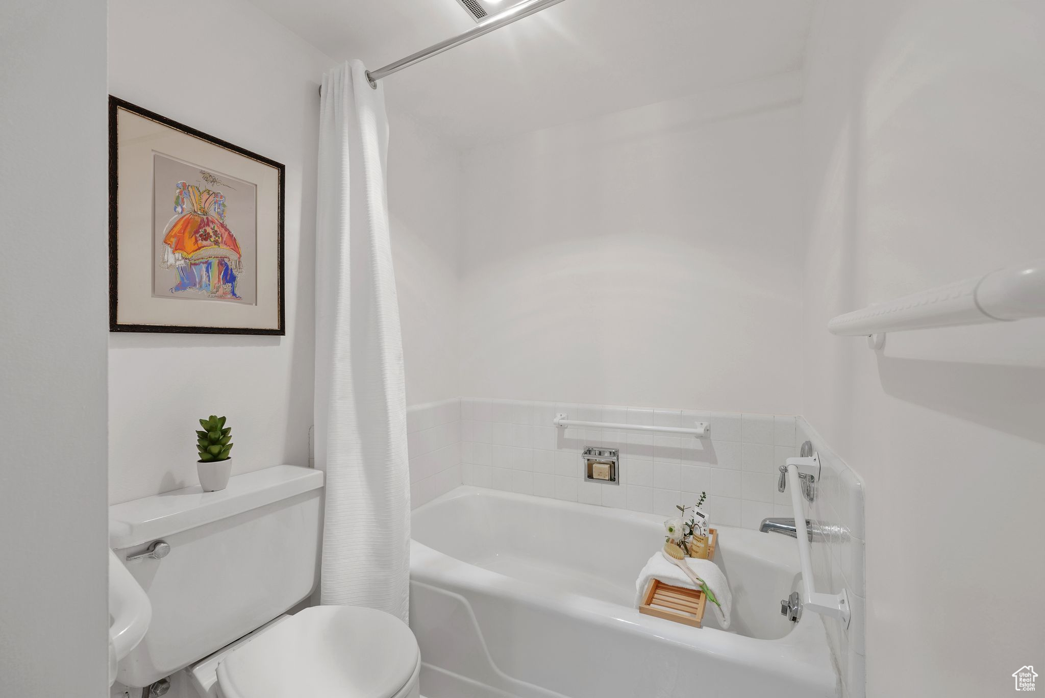Salt Lake City, Utah, 84108, United States, 2 Bedrooms Bedrooms, ,1 BathroomBathrooms,Residential,For Sale,1882344