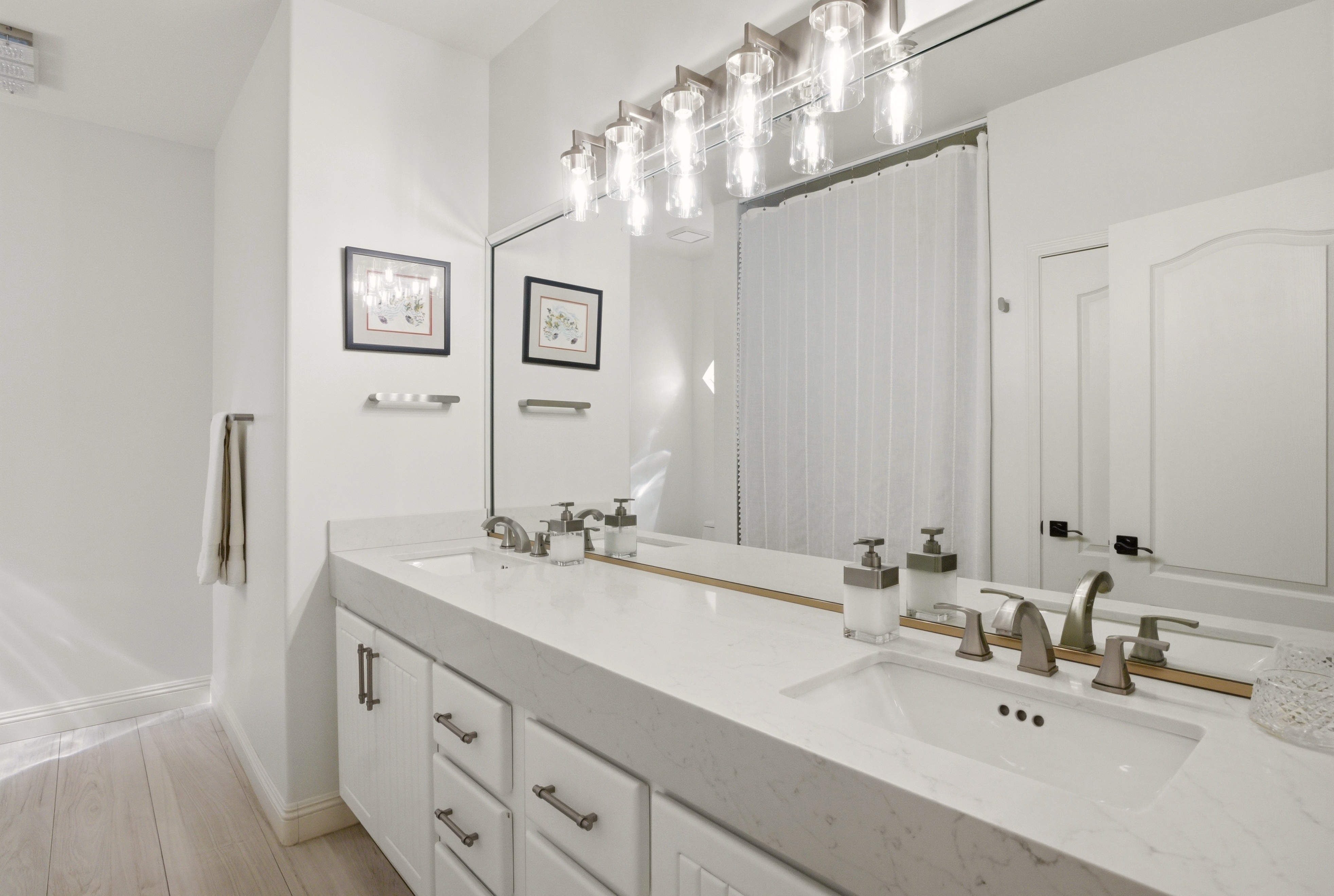  9458 E Desert Cove Avenue  Scottsdale, AZ - 物件實景
