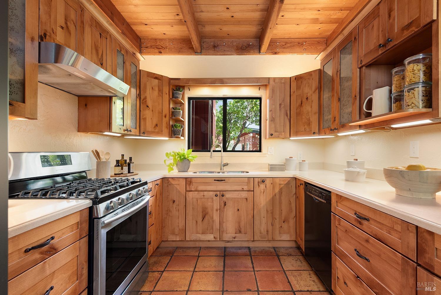 Forestville, California, 95436, United States, 4 Bedrooms Bedrooms, ,3 BathroomsBathrooms,Residential,For Sale,1796757