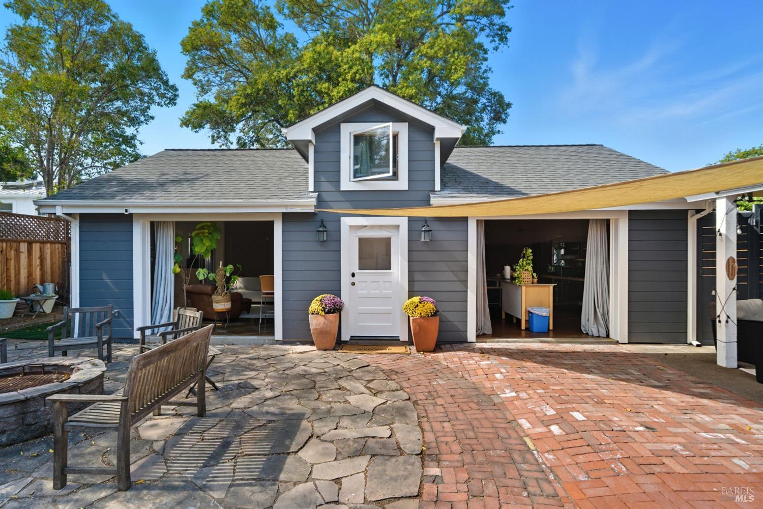 Napa, California, 94559, United States, 3 Bedrooms Bedrooms, ,4 BathroomsBathrooms,Residential,For Sale,1947043