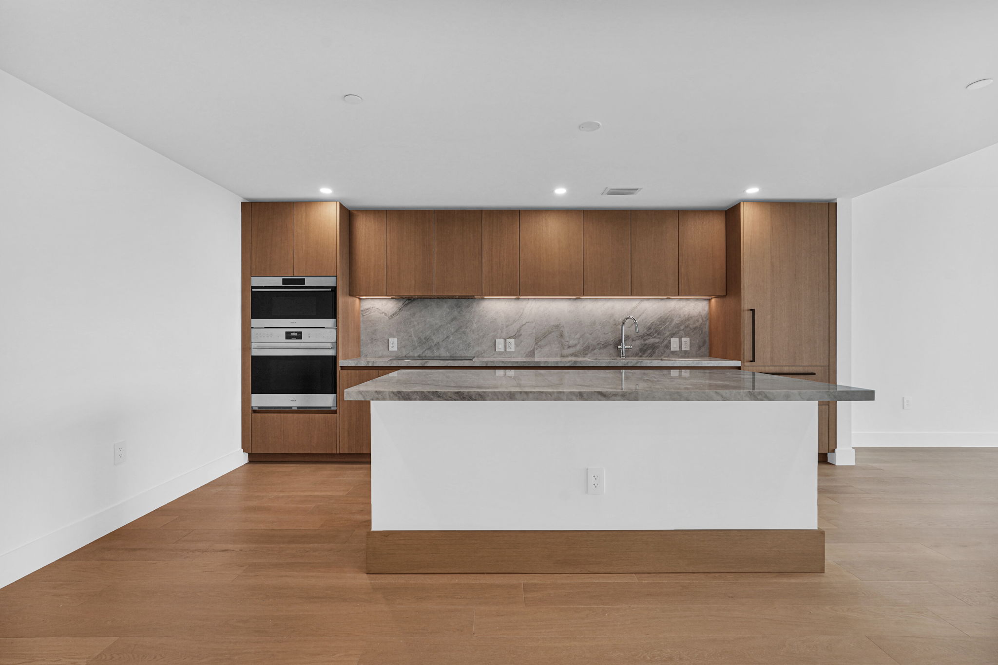  1176 97th St, Bay Harbor Islands, FL, 33154 - 物件實景