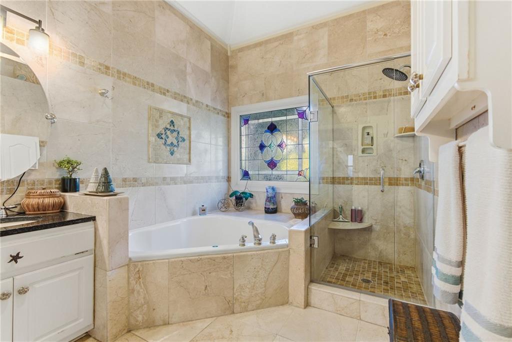 Gainesville, Georgia, 30504, United States, 3 Bedrooms Bedrooms, ,4 BathroomsBathrooms,Residential,For Sale,2037853