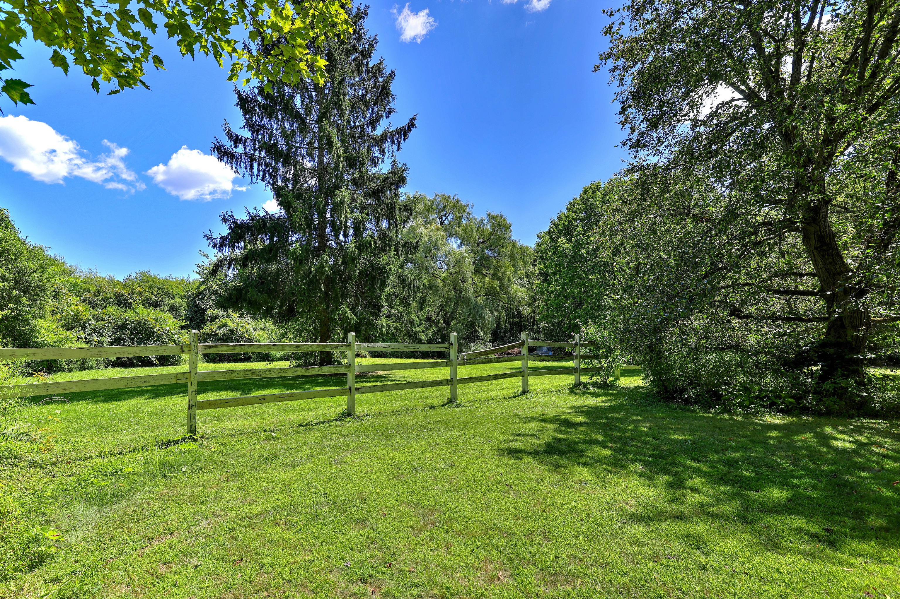 Torrington, Connecticut, 06790, United States, 3 Bedrooms Bedrooms, ,2 BathroomsBathrooms,Residential,For Sale,1927244