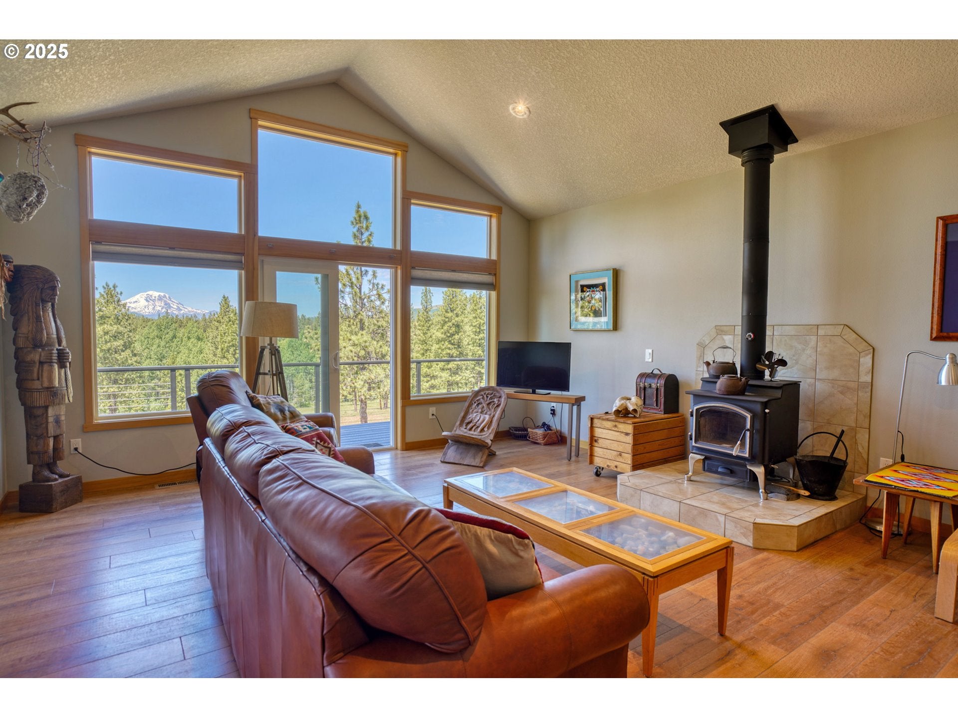 Goldendale, Washington, 98620, United States, 2 Bedrooms Bedrooms, ,2 BathroomsBathrooms,Residential,For Sale,1906644