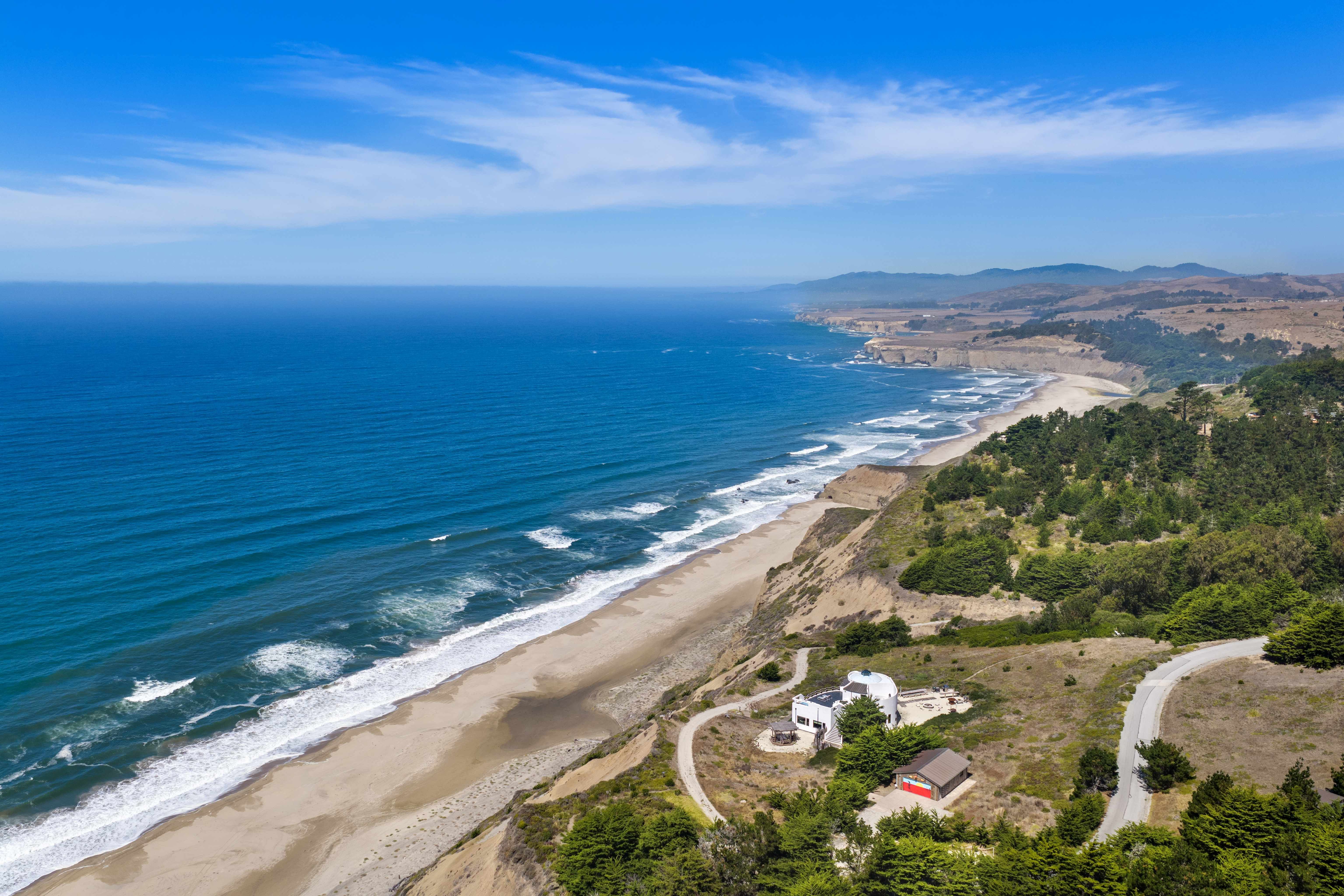  A Coastal Haven with Direct Beach Access - 物件實景