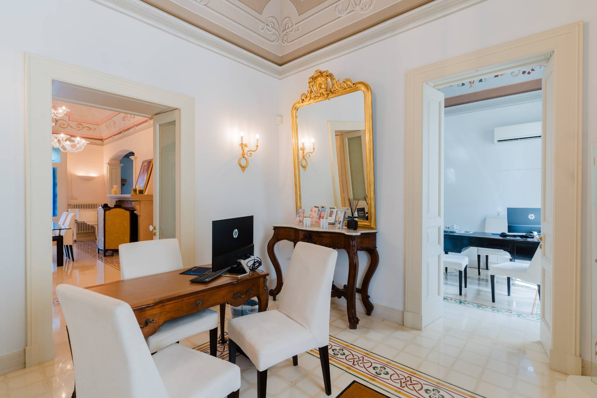 Molfetta, Bari, 70056, IT, 3 Bedrooms Bedrooms, ,4 BathroomsBathrooms,Residential,For Sale,1988051