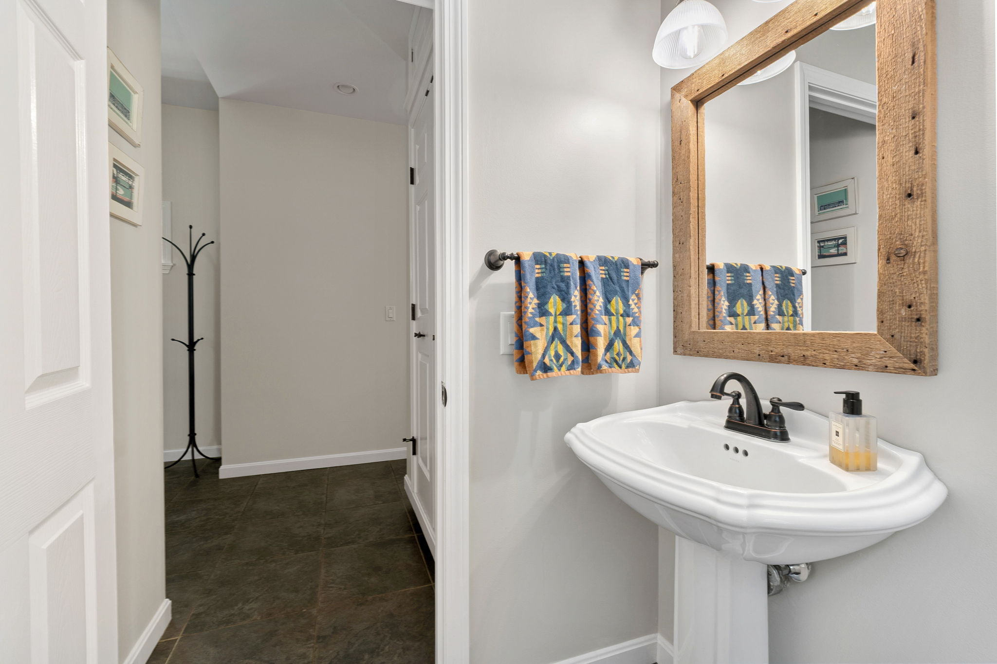  56 Jewett St, Georgetown, MA, 01833 - 物件實景