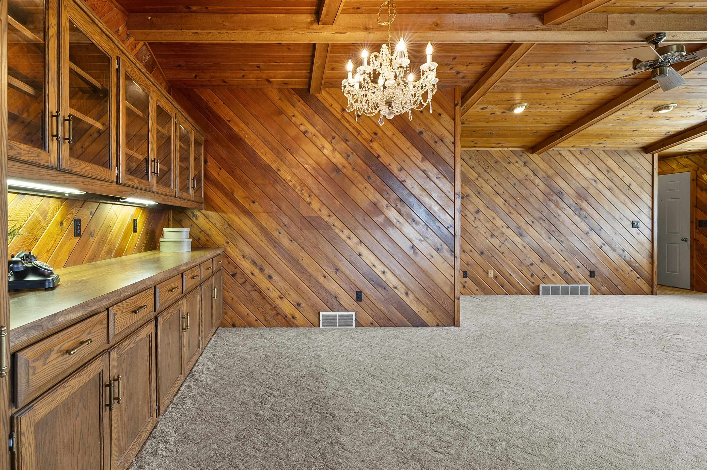 LUXEMBURG, Wisconsin, 54217, United States, 2 Bedrooms Bedrooms, ,2 BathroomsBathrooms,Residential,For Sale,1948944