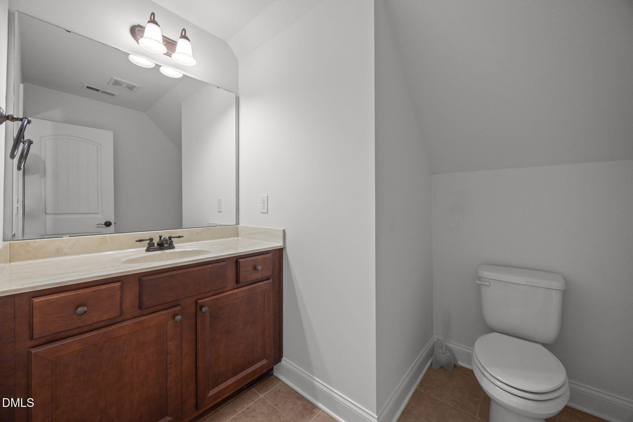 Wake Forest, North Carolina, 27587, United States, 3 Bedrooms Bedrooms, ,3 BathroomsBathrooms,Residential,For Sale,1985038