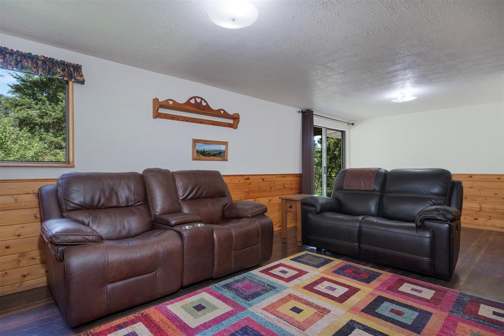 Polson, Montana, 59860, United States, 3 Bedrooms Bedrooms, ,1 BathroomBathrooms,Residential,For Sale,1982519