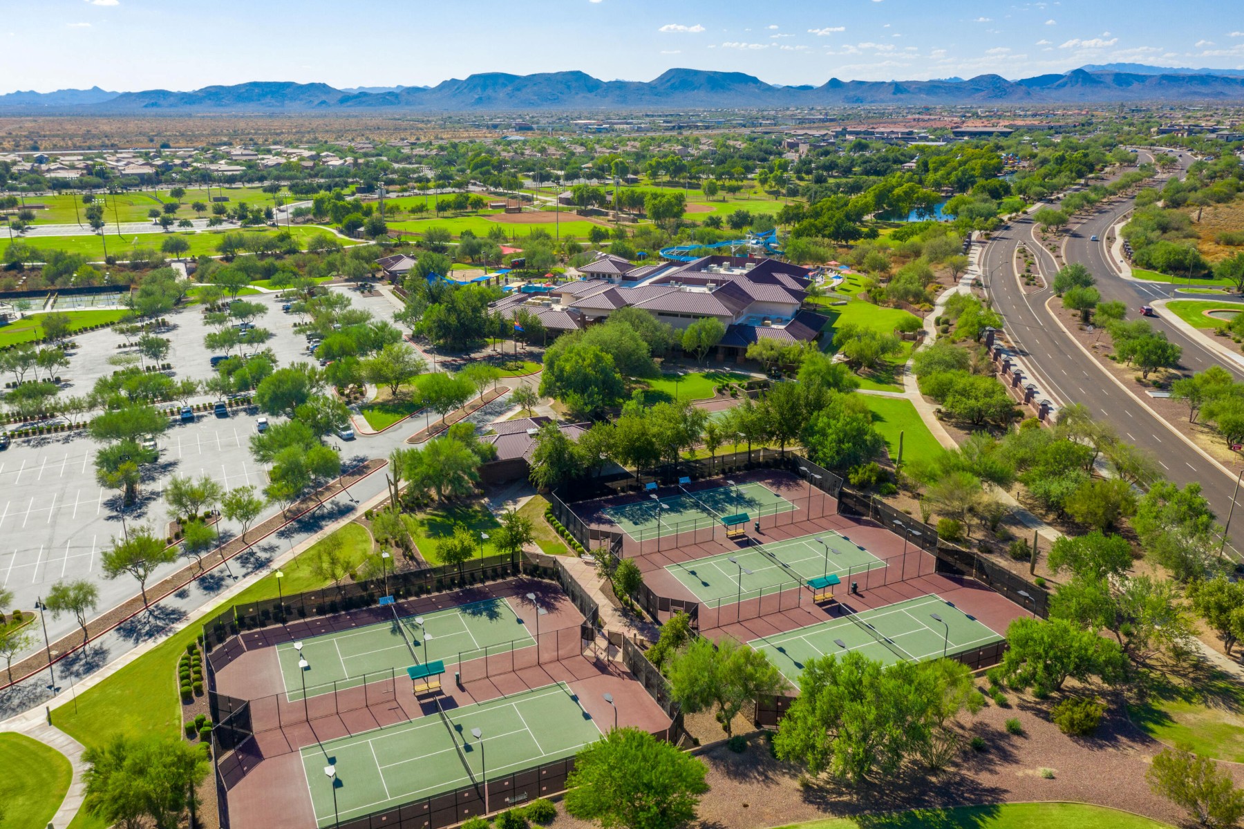  1628 W Ainsworth Drive¦Anthem, AZ - 物件實景