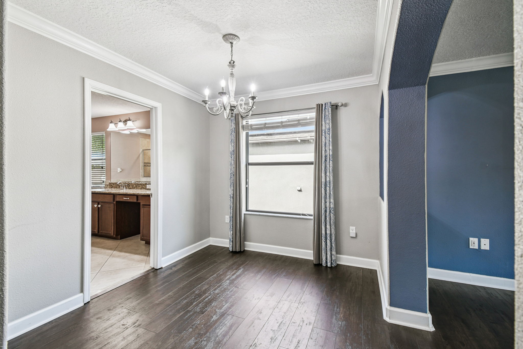 New Port Richey, Florida, 34655, United States, 6 Bedrooms Bedrooms, ,4 BathroomsBathrooms,Residential,For Sale,1980137