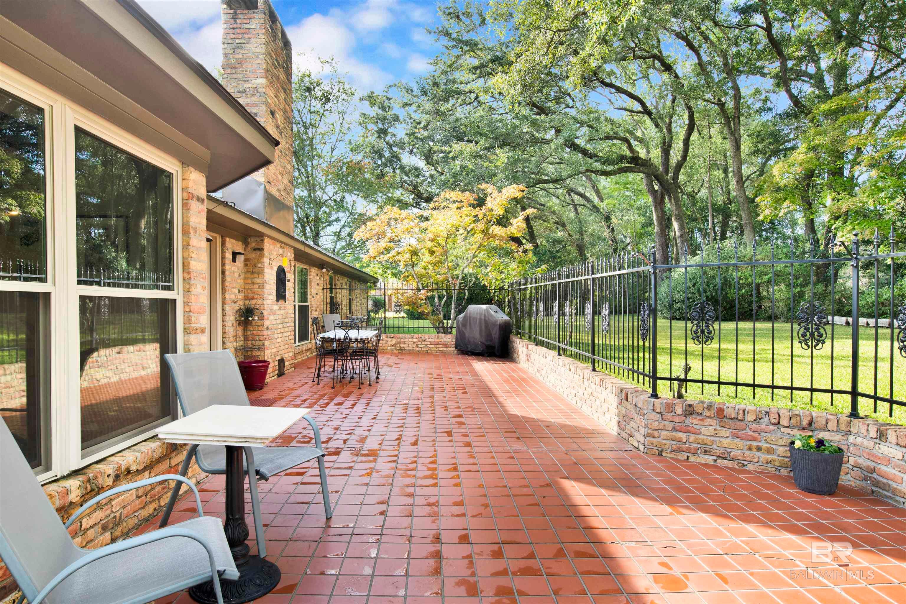 Daphne, Alabama, 36526, United States, 4 Bedrooms Bedrooms, ,3 BathroomsBathrooms,Residential,For Sale,1998896