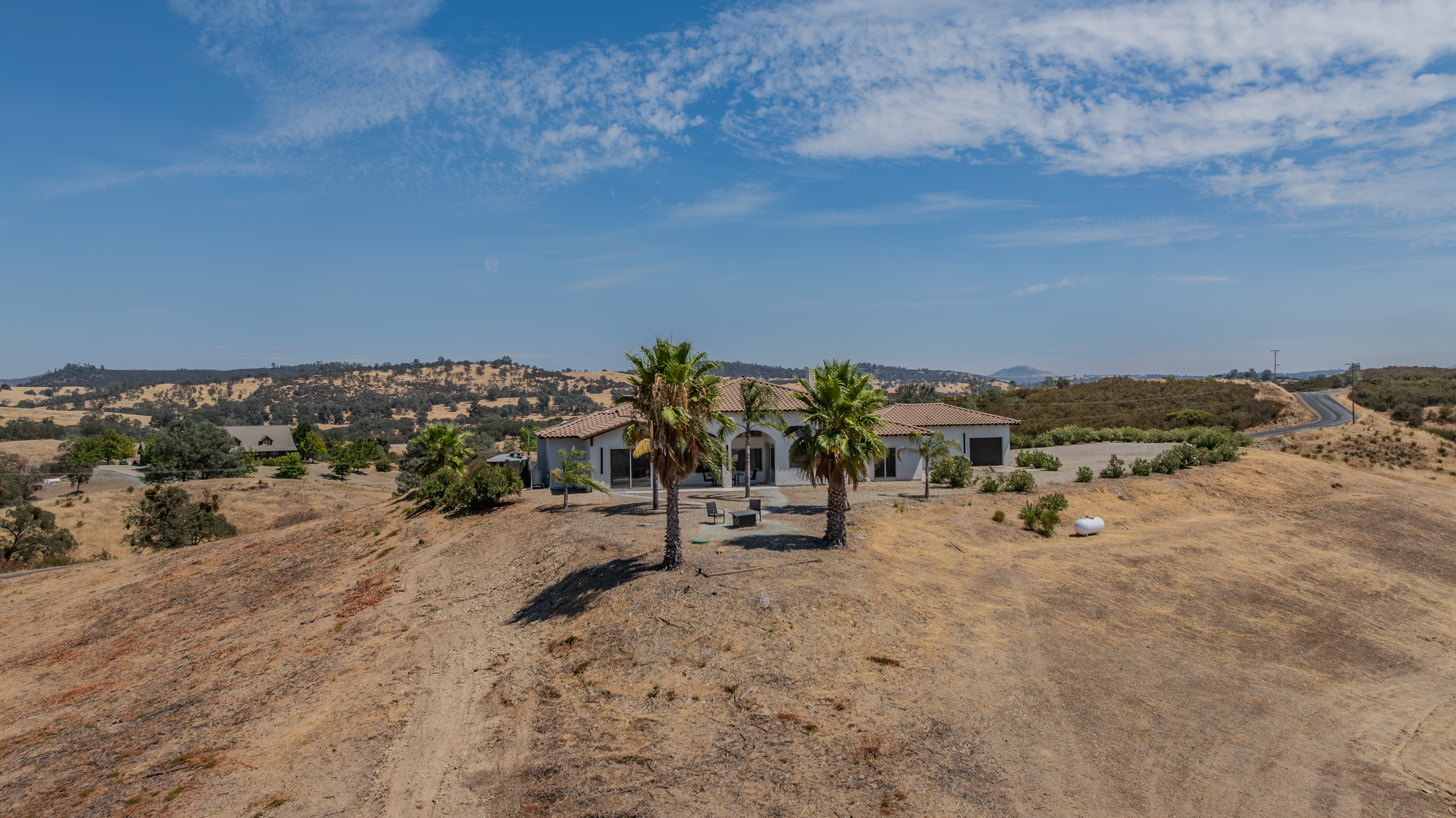  Elevated Living with 360 Views on 40 Acres - 物件實景