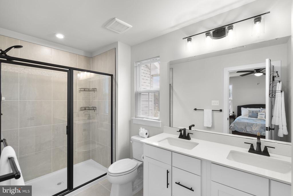 Frederick, Maryland, 21702, United States, 4 Bedrooms Bedrooms, ,4 BathroomsBathrooms,Residential,For Sale,2048638