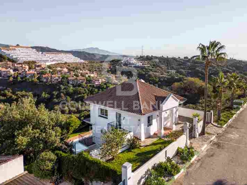 Estepona, Andalusia, ES, 3 Bedrooms Bedrooms, ,3 BathroomsBathrooms,Residential,For Sale,1784966
