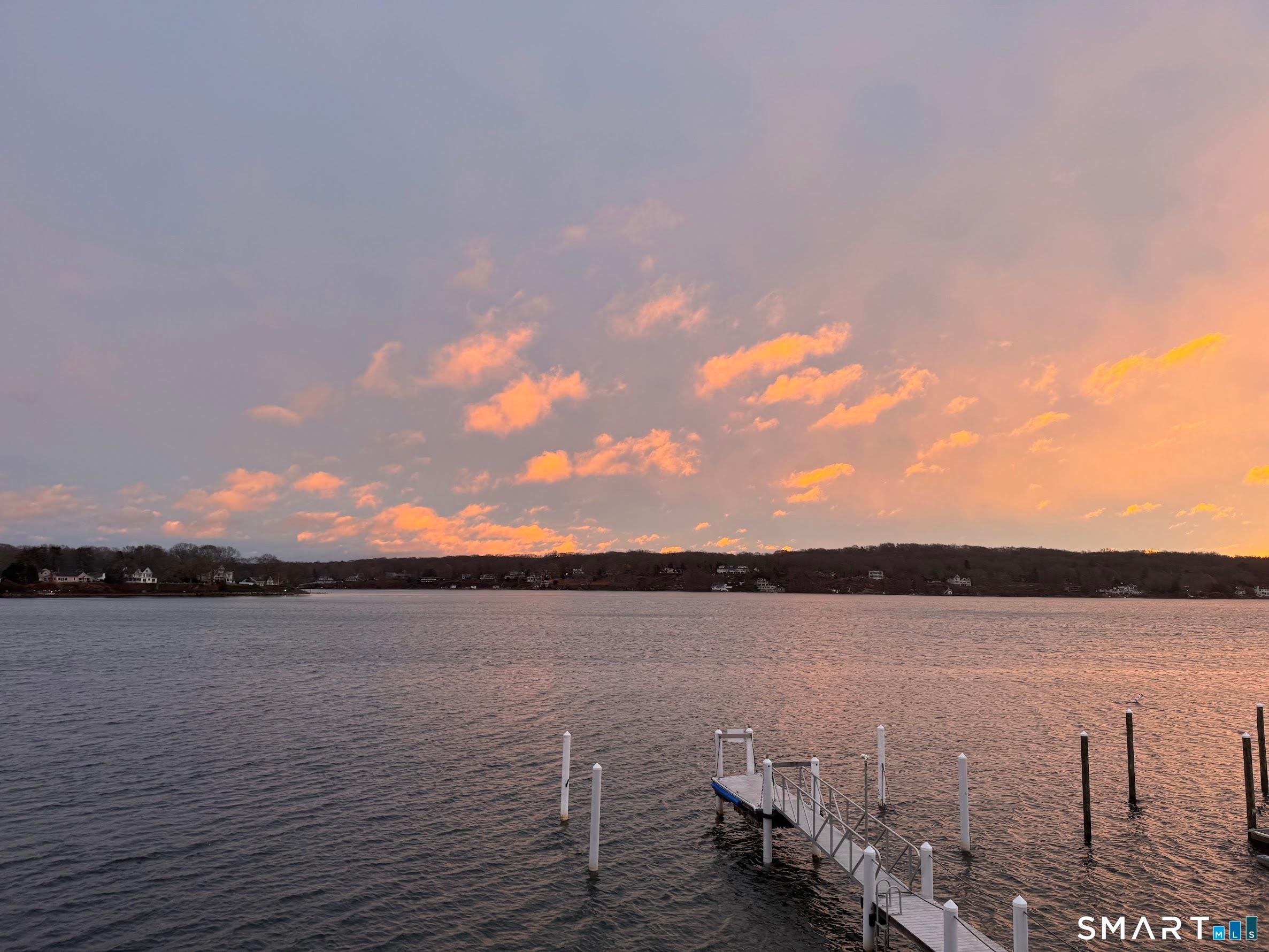 East Lyme, Connecticut, 06357, United States, 3 Bedrooms Bedrooms, ,3 BathroomsBathrooms,Residential,For Sale,2005306