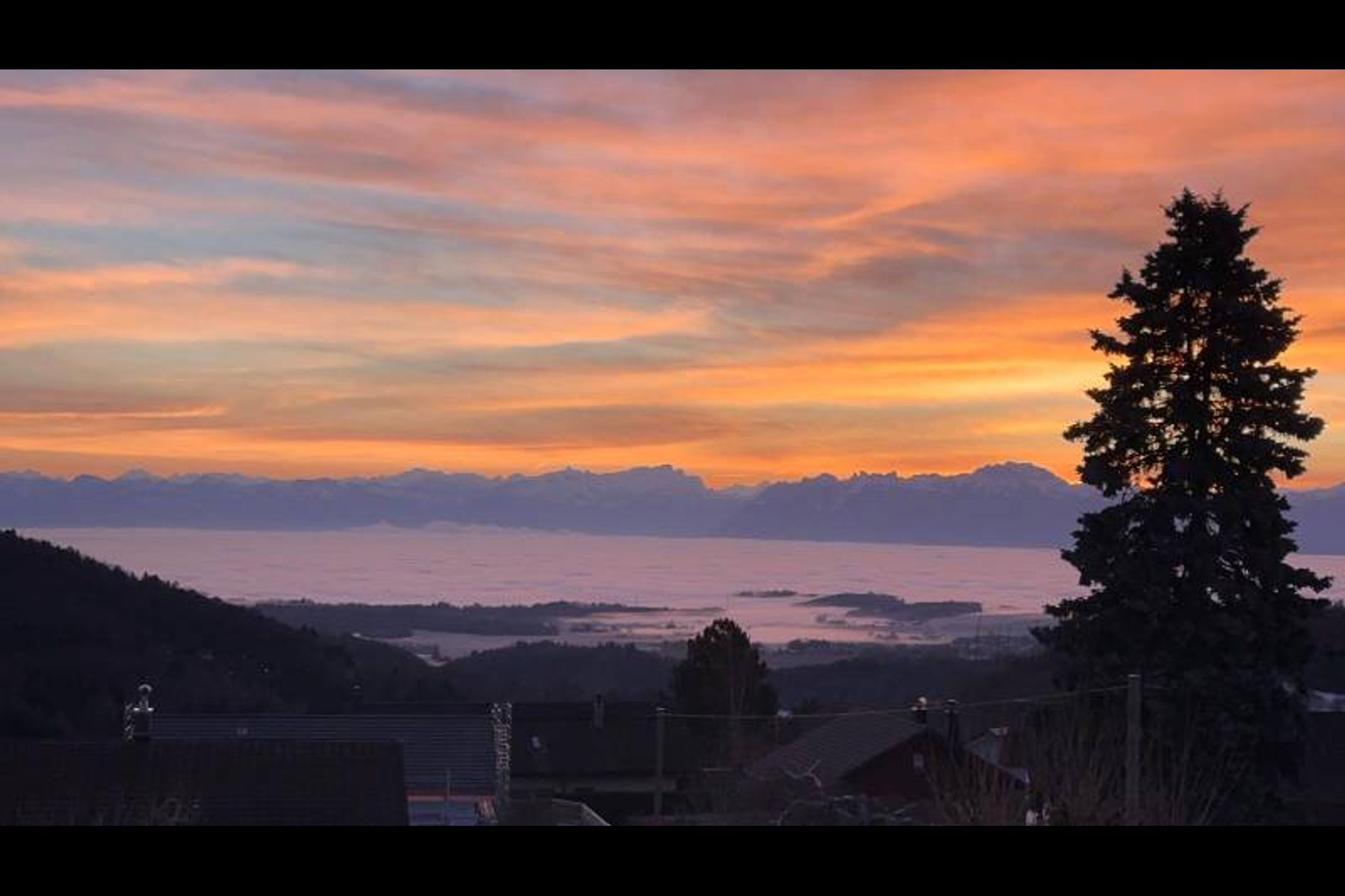  Villa-chalet: charm, authenticity and alpine serenity with lake view - 物件實景