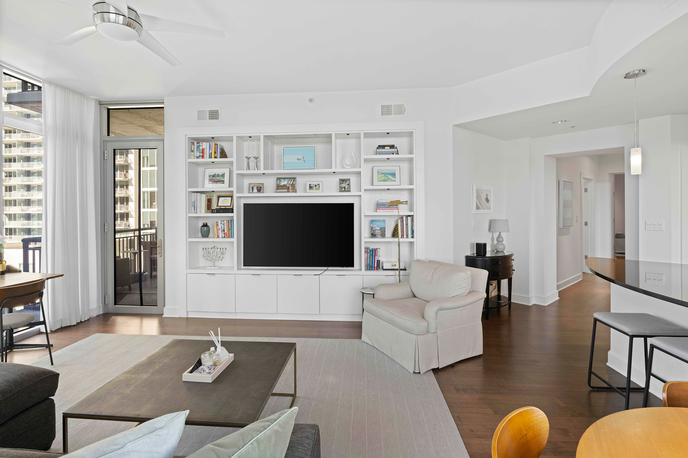  Modern Intown Living at Luxe - 物件實景