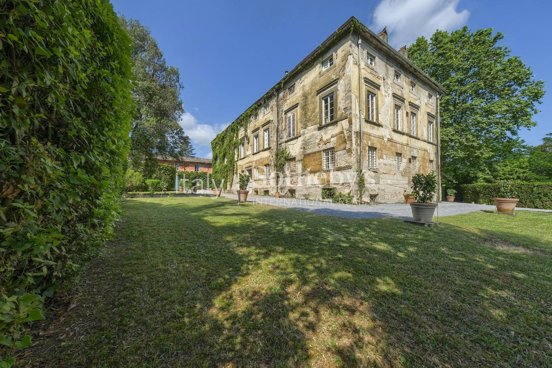  Historic Estate with a private chapel - 物件實景