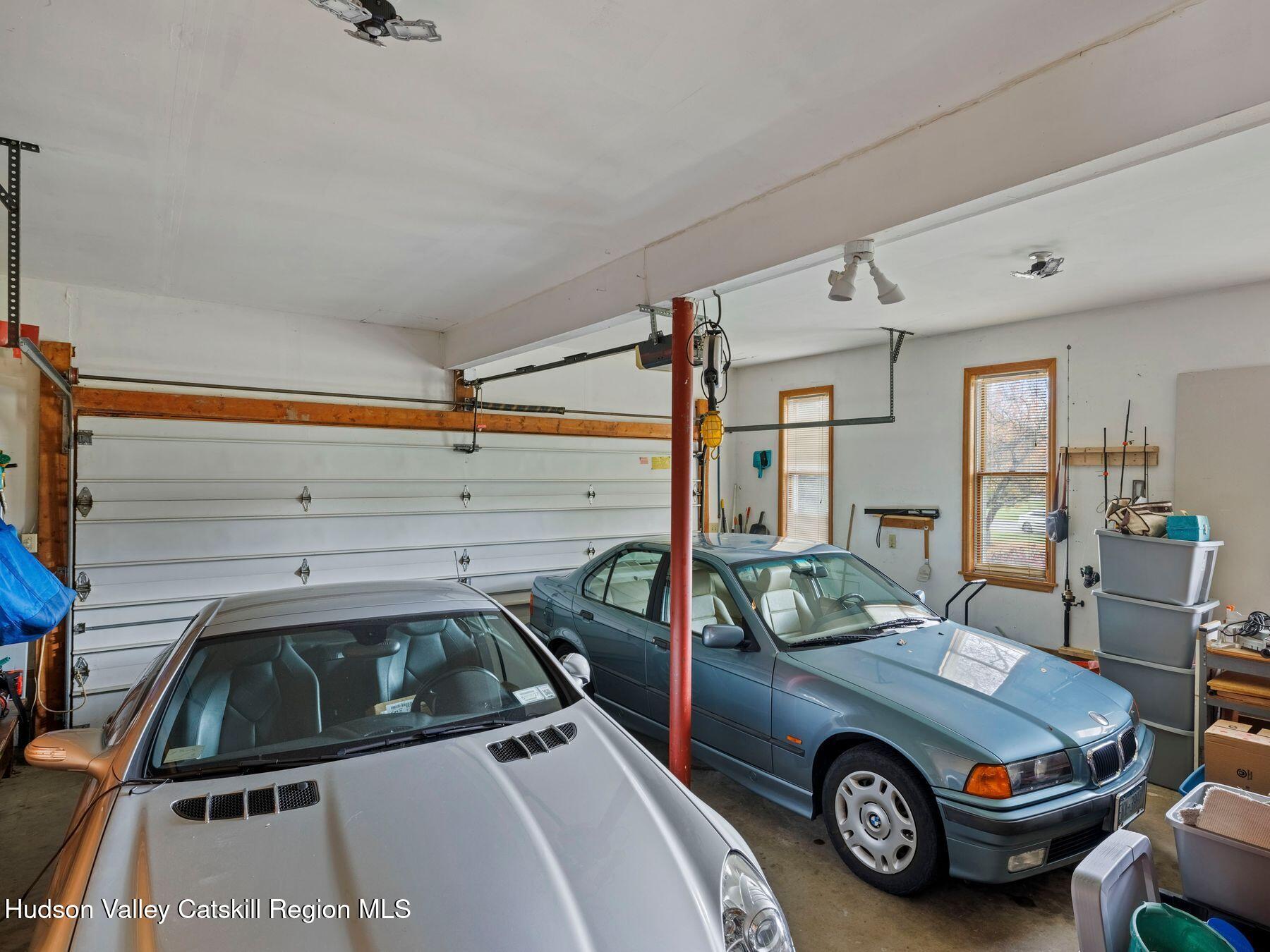 Lake Katrine, New York, 12449, United States, 4 Bedrooms Bedrooms, ,3 BathroomsBathrooms,Residential,For Sale,1987709