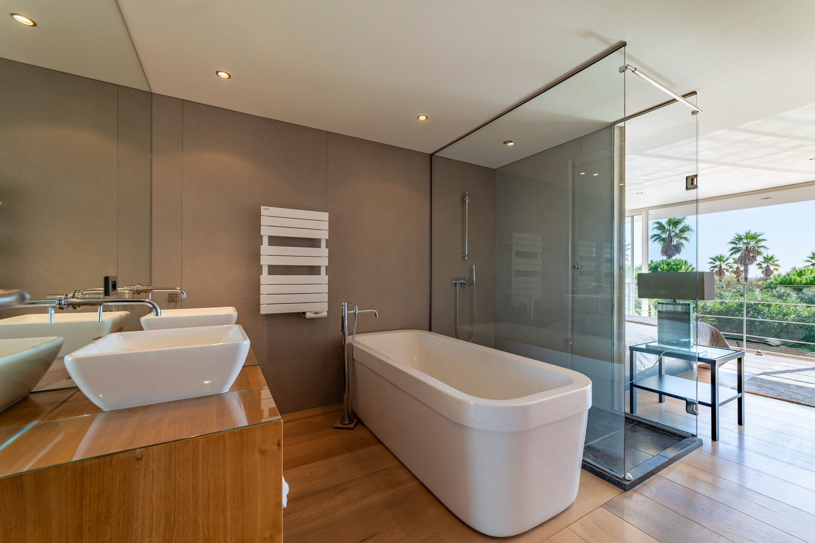 Elegance and transparency are the watchwords of this resolutely contemporary vi… - 物件實景