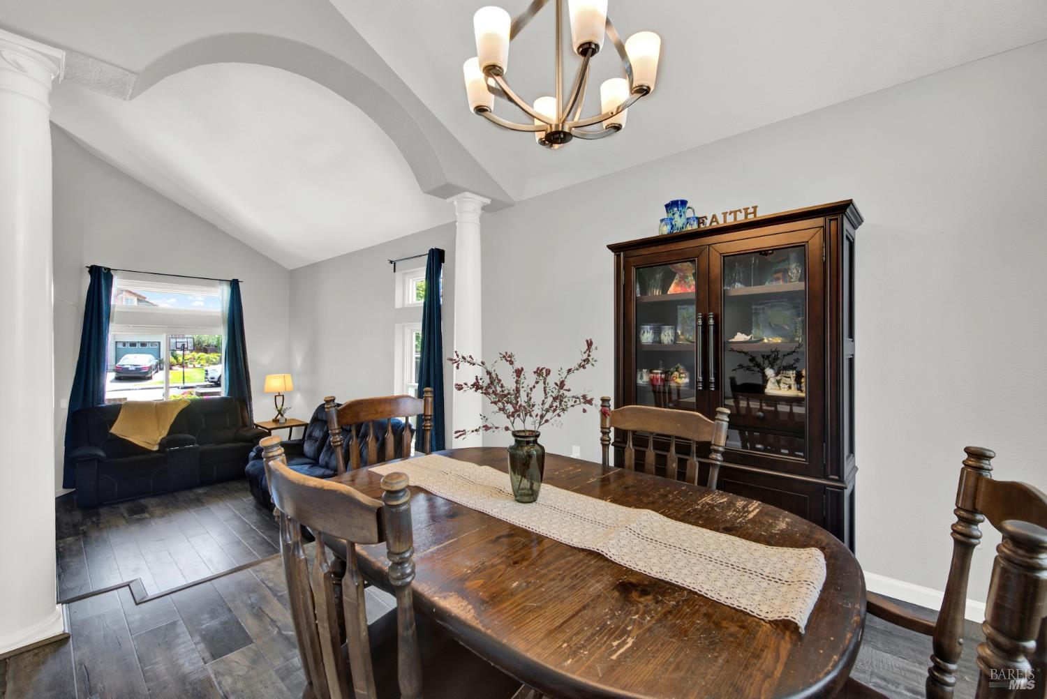 Vacaville, California, 95687, United States, 4 Bedrooms Bedrooms, ,3 BathroomsBathrooms,Residential,For Sale,1856071
