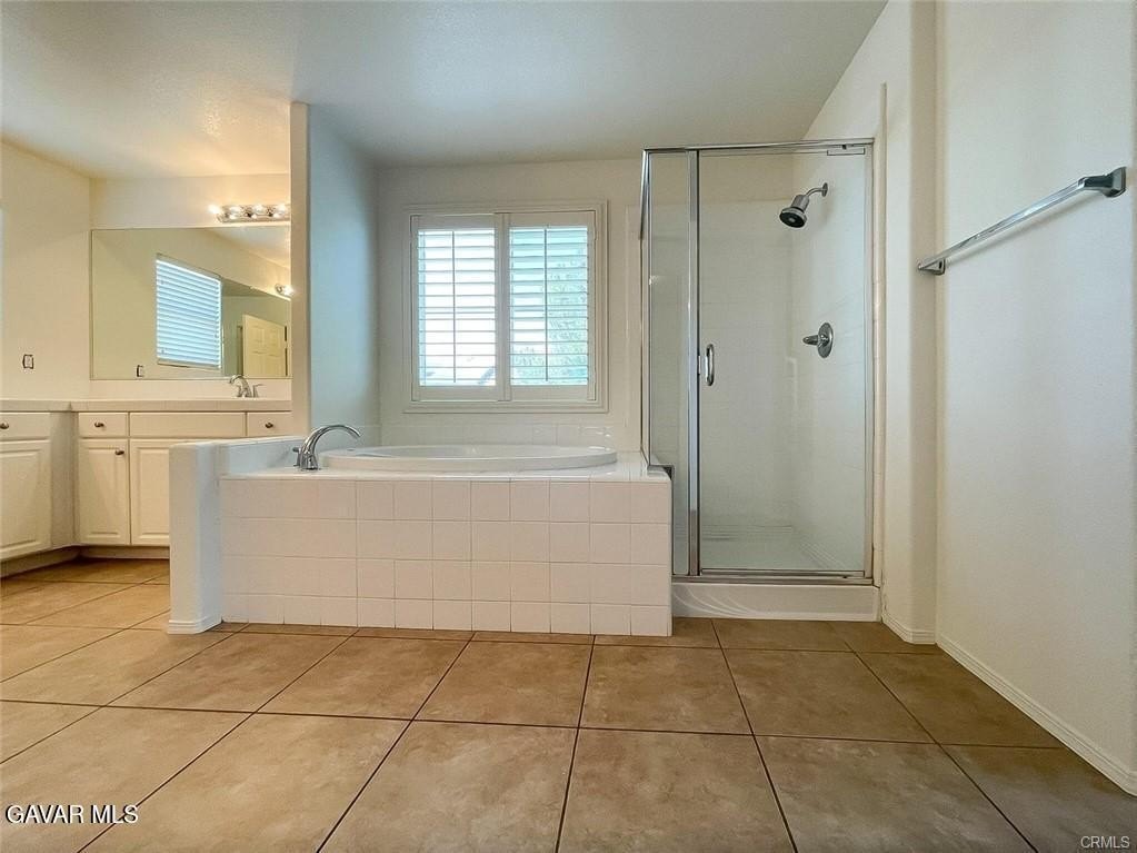 Palmdale, California, 93551, United States, 5 Bedrooms Bedrooms, ,3 BathroomsBathrooms,Residential,For Sale,2005928