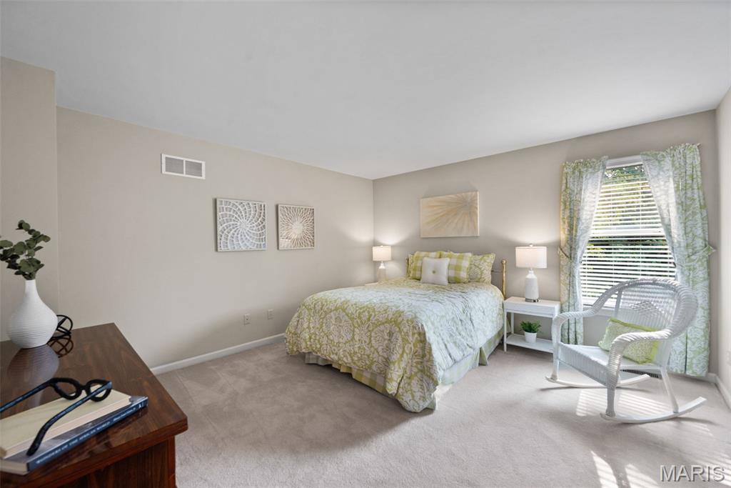 Wildwood, Missouri, 63021, United States, 4 Bedrooms Bedrooms, ,4 BathroomsBathrooms,Residential,For Sale,1947047