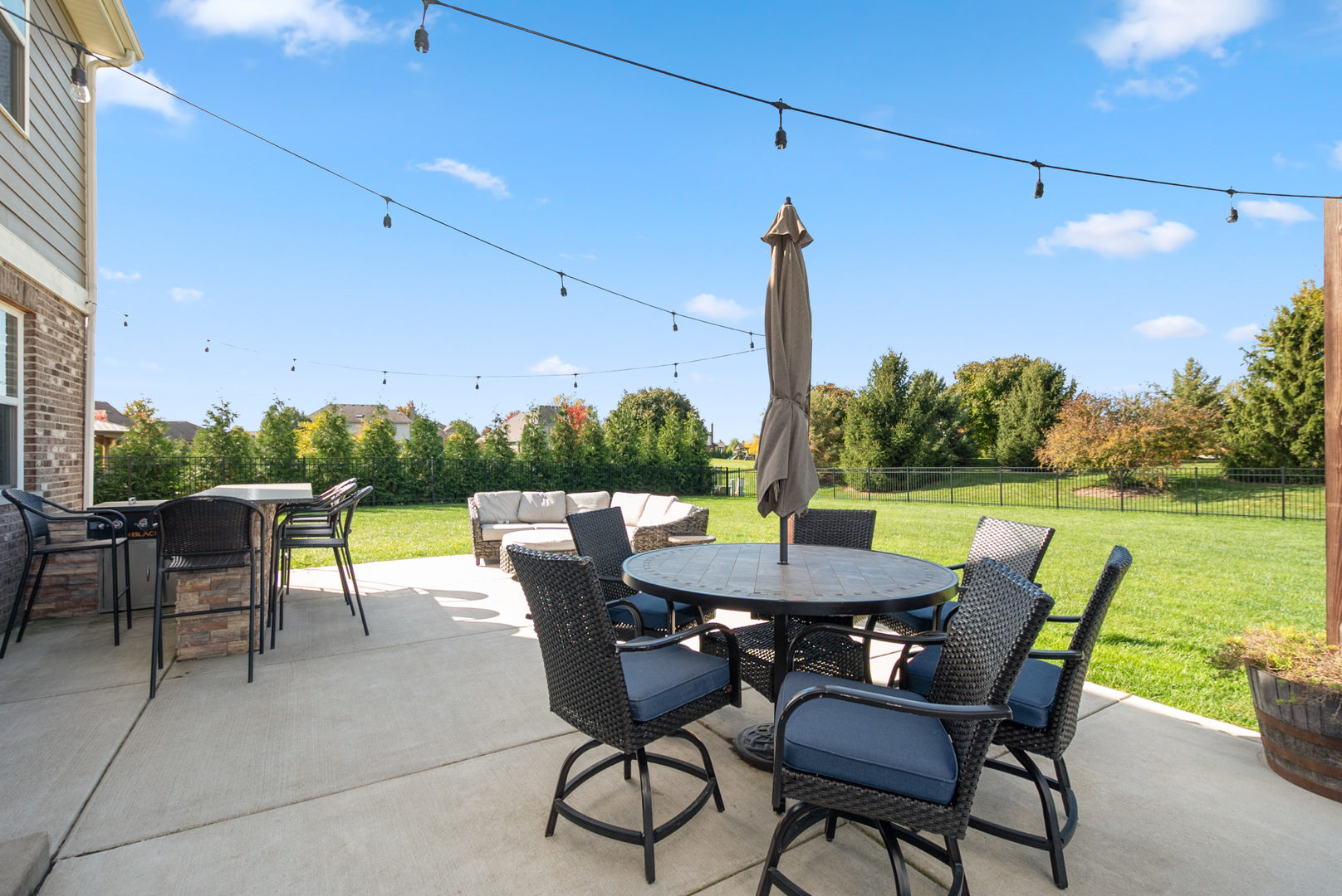 New Lenox, Illinois, 60451, United States, 4 Bedrooms Bedrooms, ,3 BathroomsBathrooms,Residential,For Sale,1984250