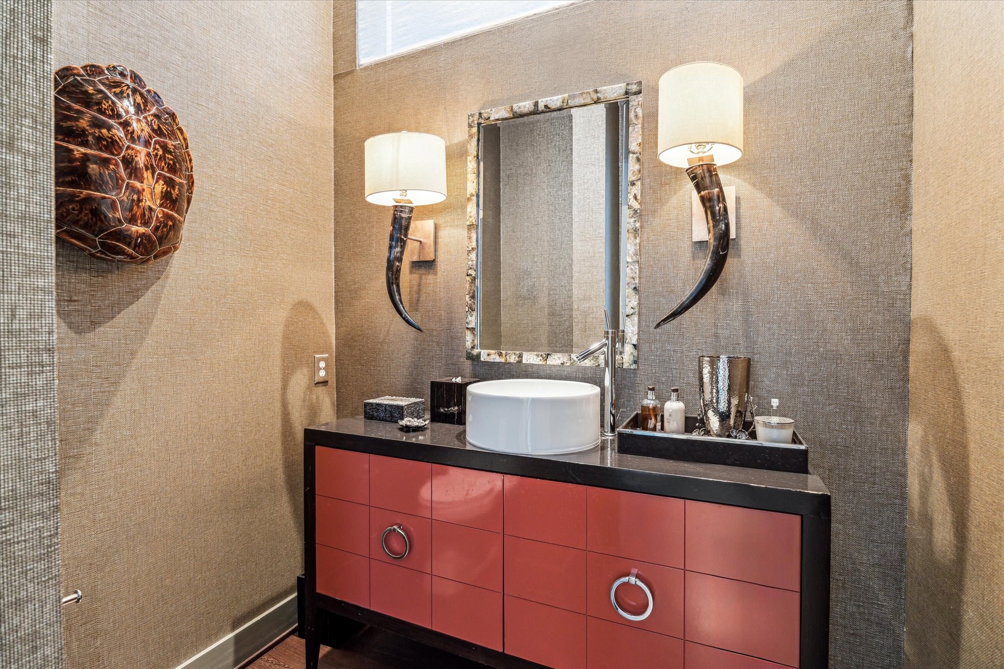  2211 Avalon Place - 物件實景