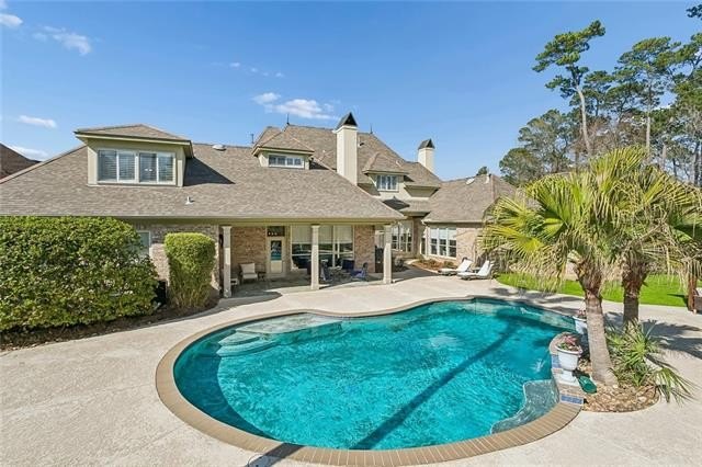 Mandeville, Louisiana, 70471, United States, 5 Bedrooms Bedrooms, ,6 BathroomsBathrooms,Residential,For Sale,2025079
