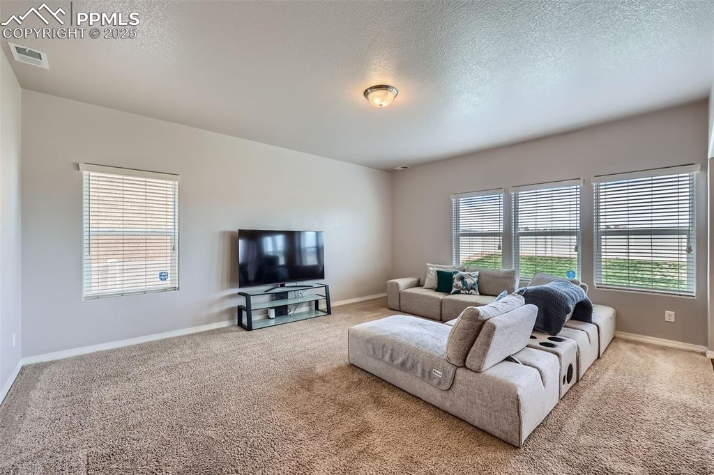 Colorado Springs, Colorado, 80908, United States, 3 Bedrooms Bedrooms, ,3 BathroomsBathrooms,Residential,For Sale,1898644