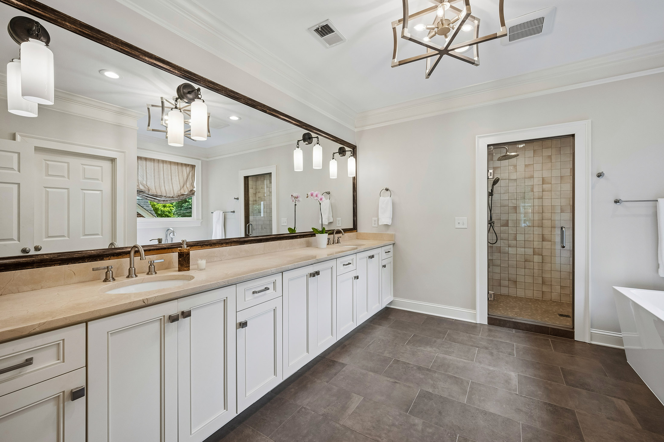  Stunning Custom-Built Residence in Sought-After Morningside - 物件實景