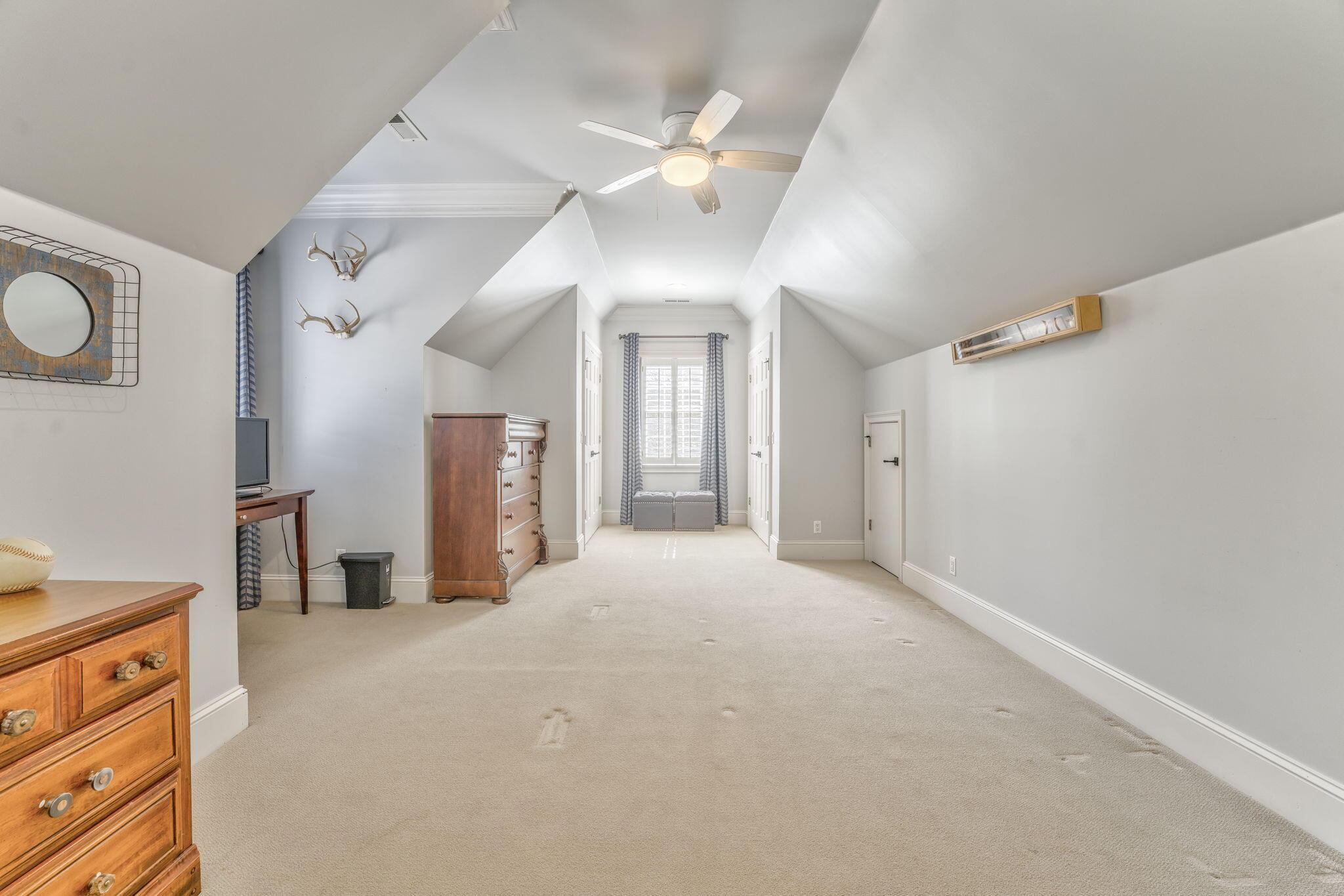 Dalton, Georgia, 30720, United States, 5 Bedrooms Bedrooms, ,7 BathroomsBathrooms,Residential,For Sale,1728707