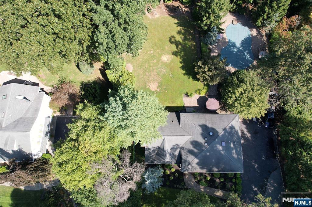 Wyckoff, New Jersey, 07481, United States, 4 Bedrooms Bedrooms, ,3 BathroomsBathrooms,Residential,For Sale,1950847