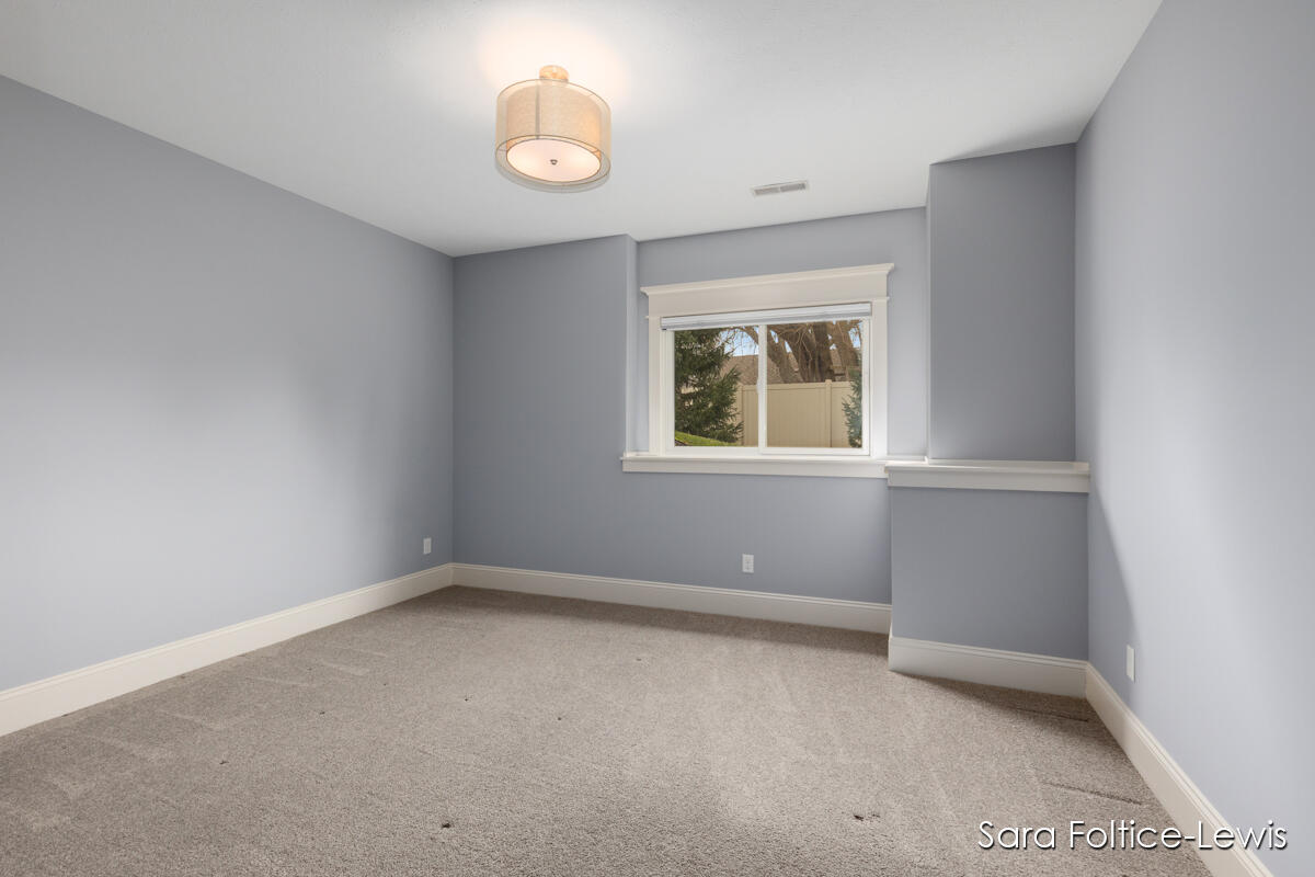 Grandville, Michigan, 49418, United States, 4 Bedrooms Bedrooms, ,3 BathroomsBathrooms,Residential,For Sale,1937298