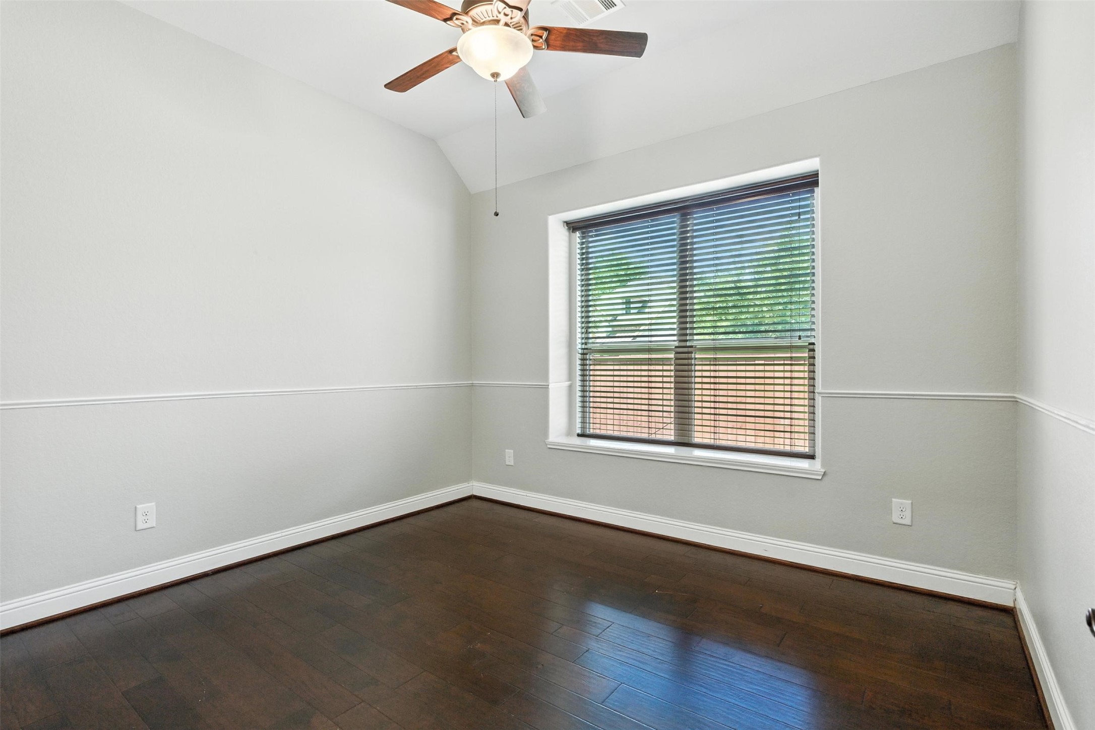Kingwood, Texas, 77365, United States, 4 Bedrooms Bedrooms, ,5 BathroomsBathrooms,Residential,For Sale,1901470