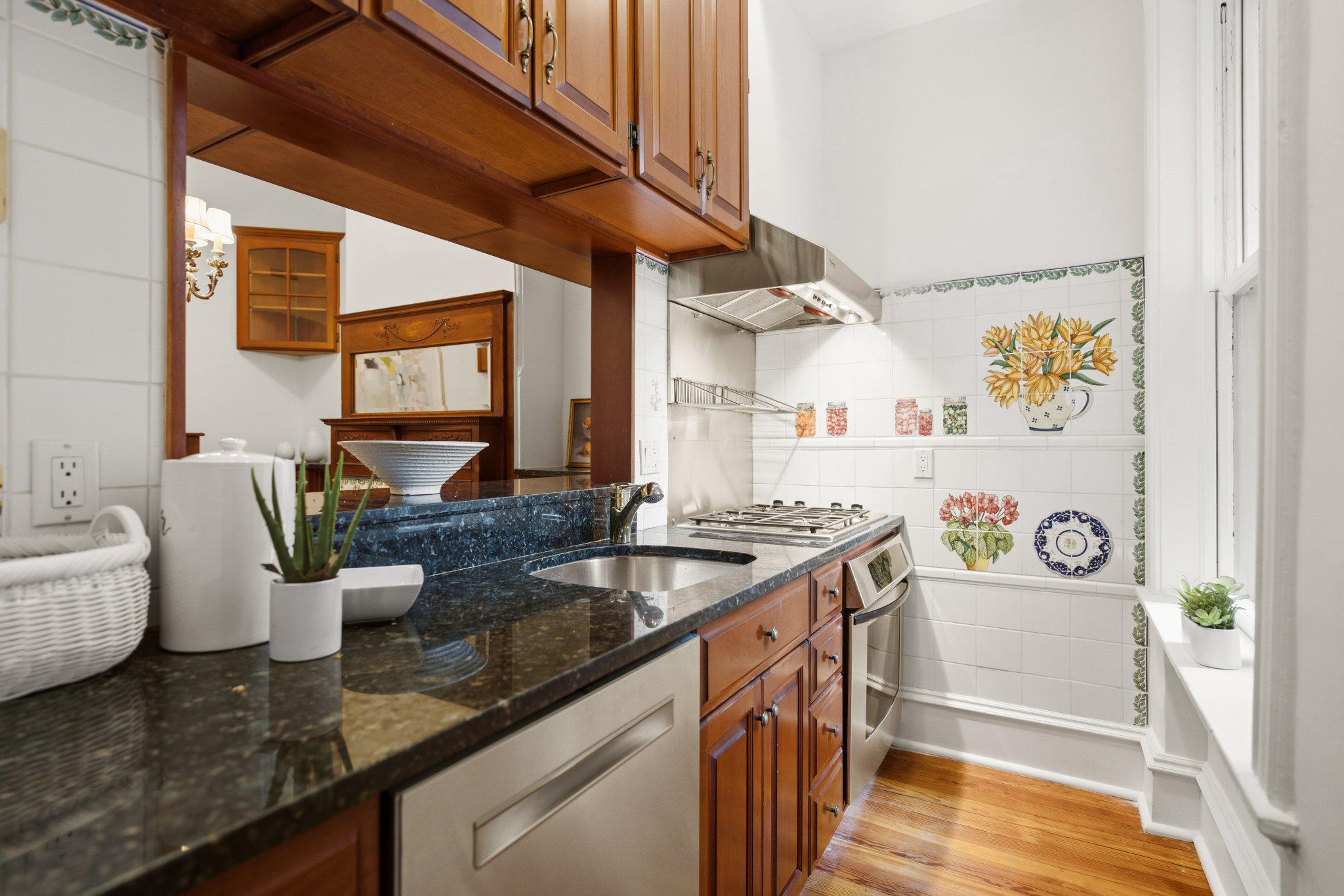  2110 O Street NW, Washington, DC, 20037 - 物件實景