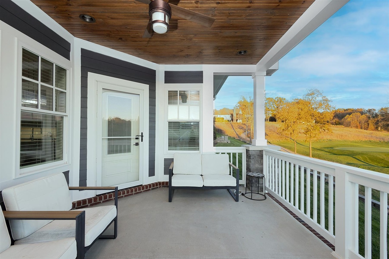 Bowling Green, Kentucky, 42103, United States, 4 Bedrooms Bedrooms, ,5 BathroomsBathrooms,Residential,For Sale,1991774