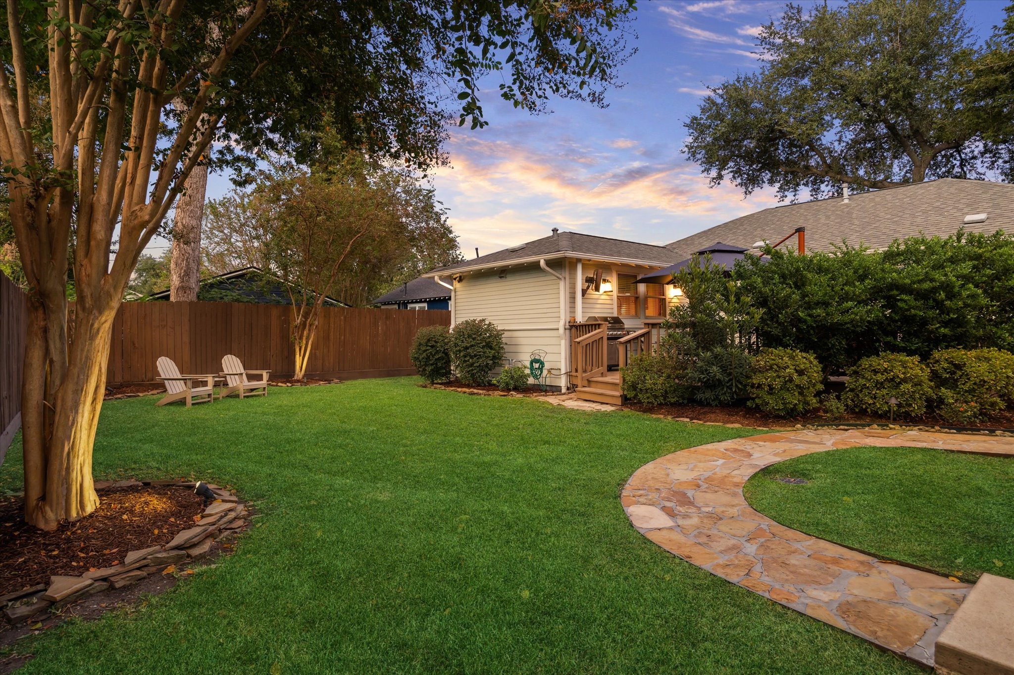  905 Gibbs Street - 物件實景