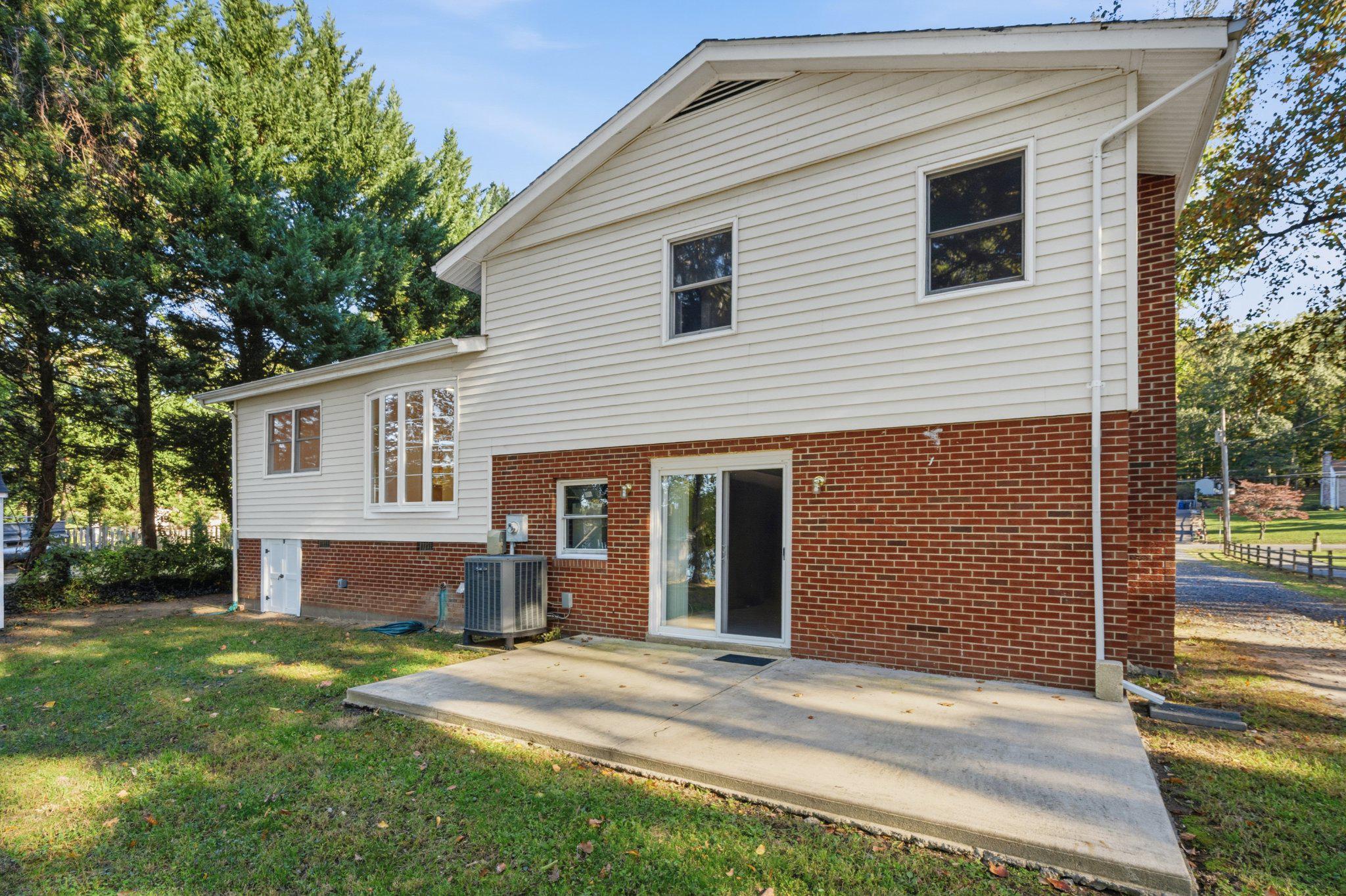  18210 Possum Point Road, Dumfries, VA, 22026 - 物件實景
