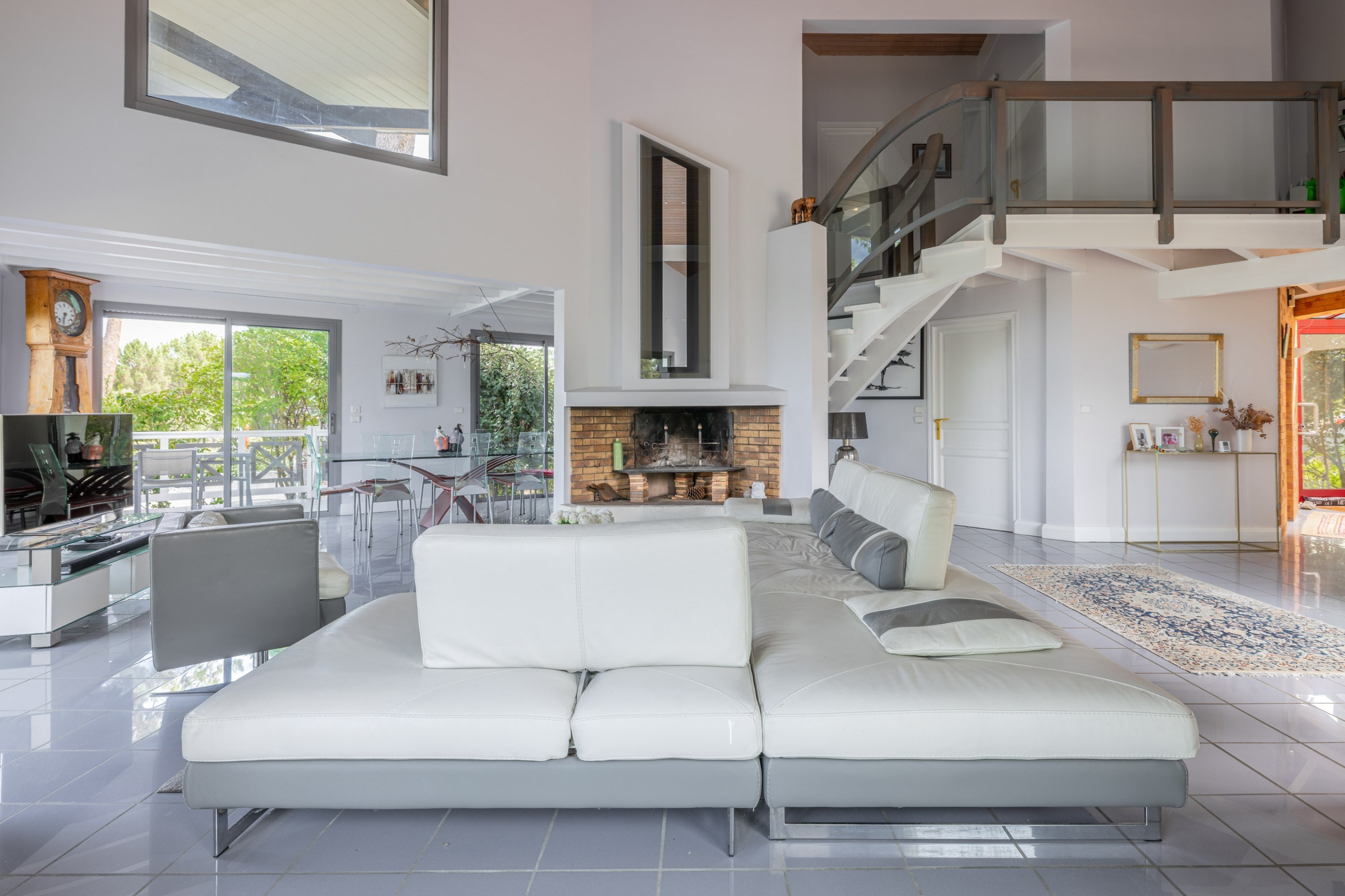  ARCHITECT-DESIGNED VILLA WITH PANORAMIC VIEWS OVER ARCACHON BAY - 物件實景