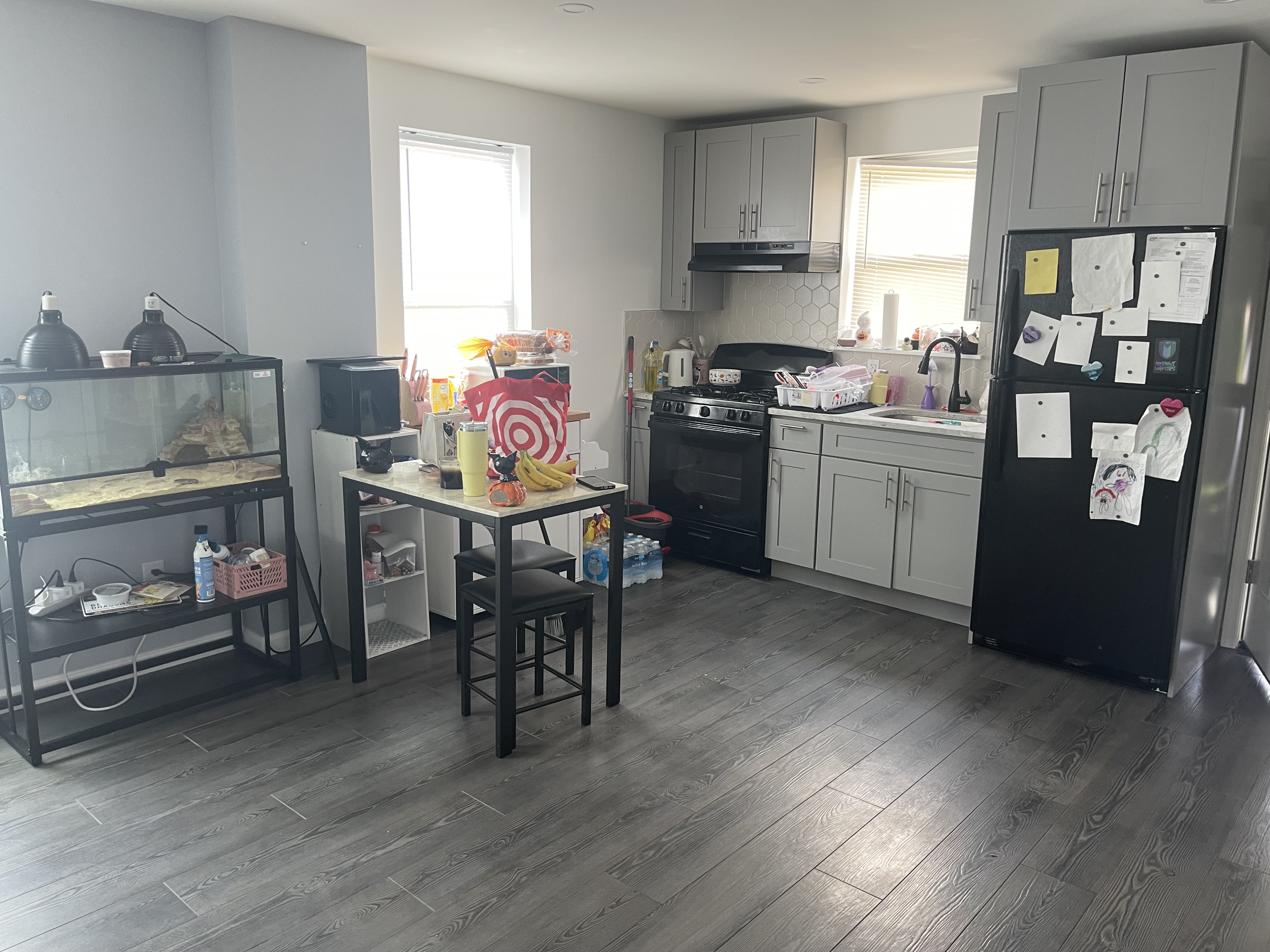 Waterbury, Connecticut, 06706, United States, 8 Bedrooms Bedrooms, ,6 BathroomsBathrooms,Residential,For Sale,1921464